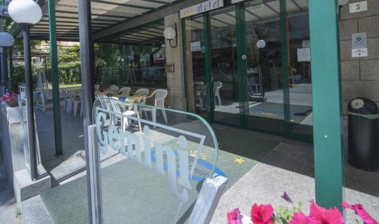 Hotel Gemini Rimini Exterior foto